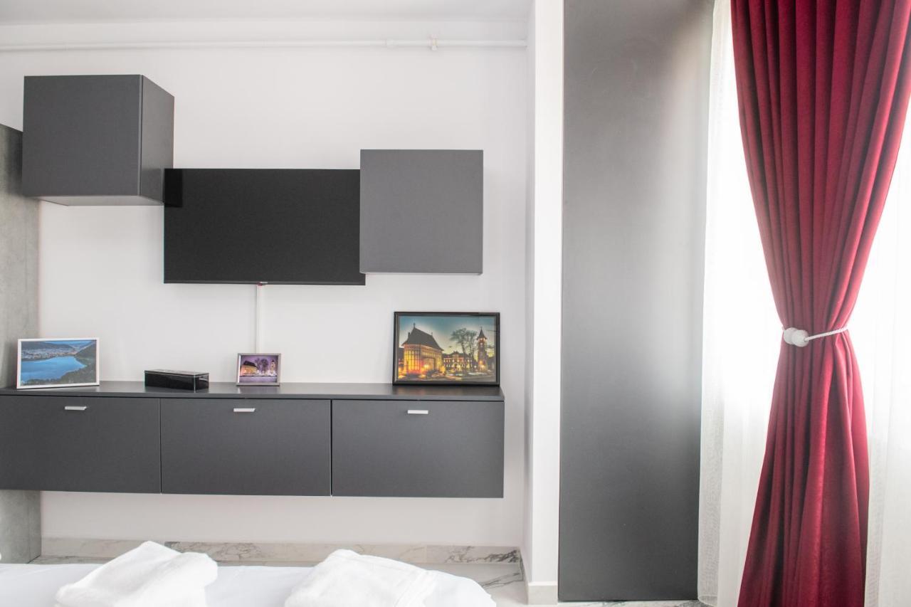 Apart Hotel Center Piatra Neamţ 外观 照片