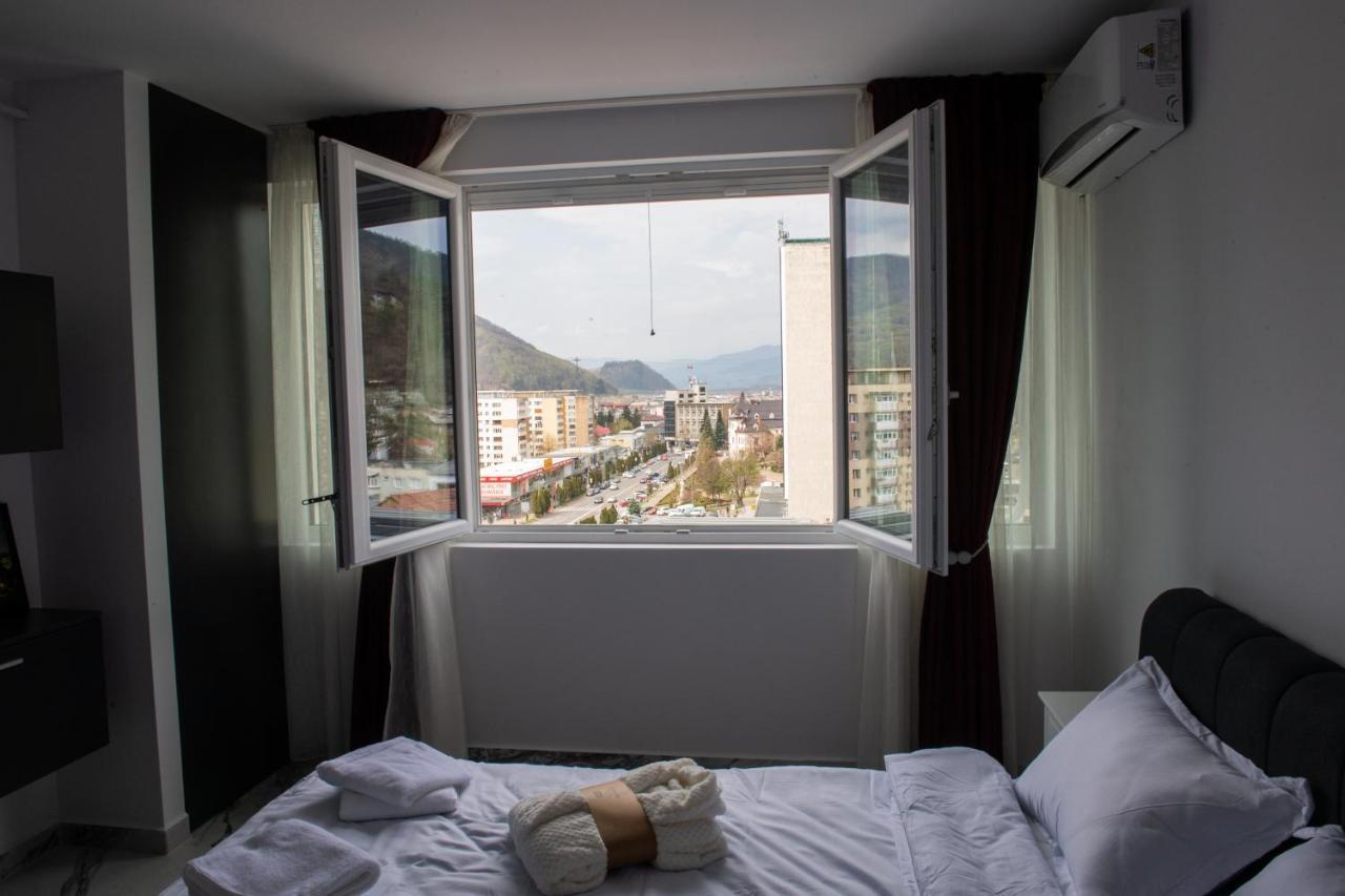 Apart Hotel Center Piatra Neamţ 外观 照片
