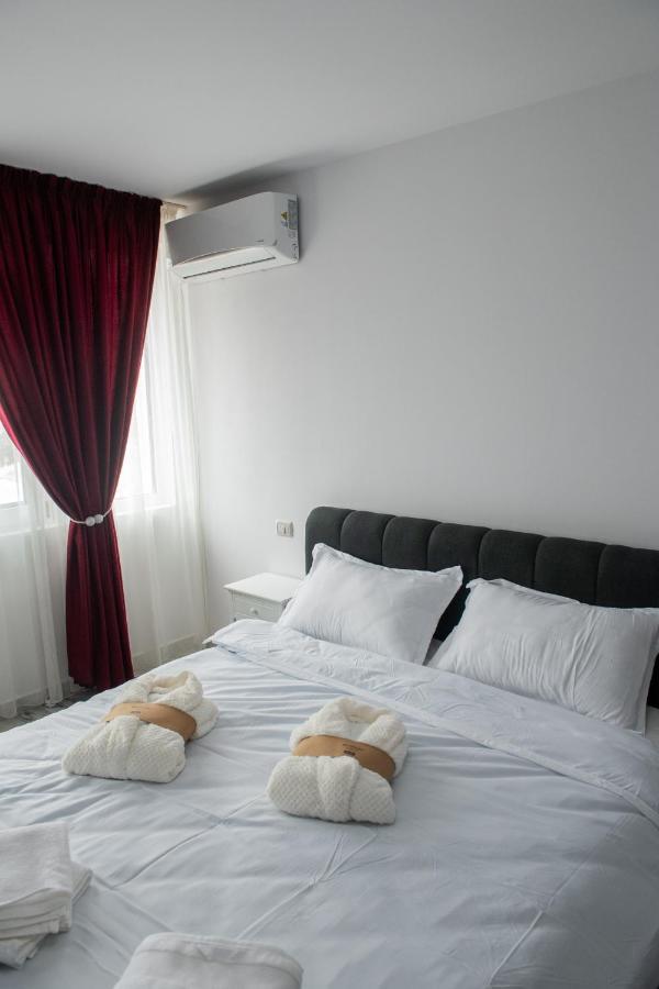 Apart Hotel Center Piatra Neamţ 外观 照片